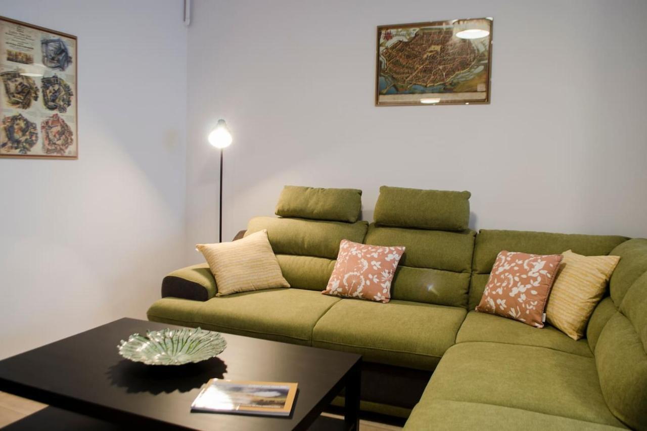 Paul'S Place. New Rooftop Apartment In Downtown 锡比乌 外观 照片